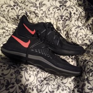 **Nike Lunar exceed TR